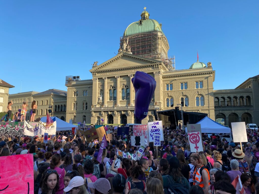 Der Bundesplatz am feministischen Streik, 14. Juni 2023